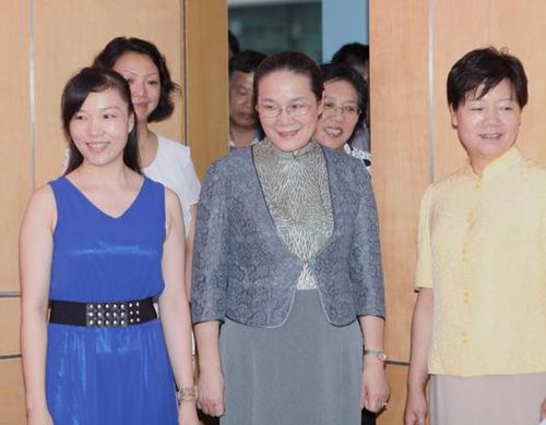 【人民網(wǎng)】嬰智貝佳10年沉淀，成就早教領(lǐng)導(dǎo)品牌