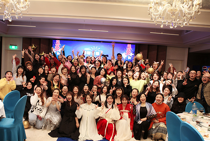 感恩相伴，筑夢起航——嬰智貝佳2020年會盛典隆重舉行